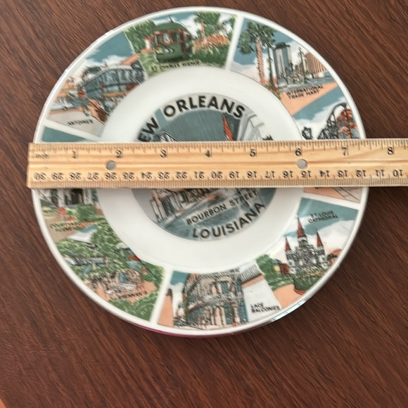 Vintage New Orleans Decorative Plate - Picture 4 of 10